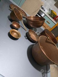 SET DI PENTOLE IN RAME ANTICO