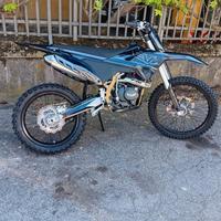 MOTOCROSS THUNDER GUAZZONI 250CC