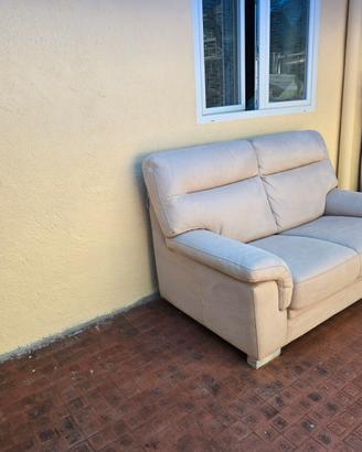 Divano per la casa color beige