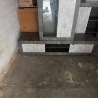 Mobili da sala piu mobiletto per bagno