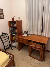 Cameretta singola in legno di ciliegio