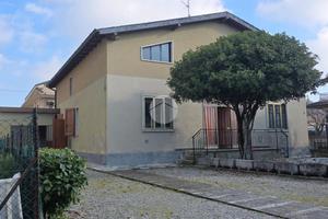 VILLA SINGOLA A ADRO