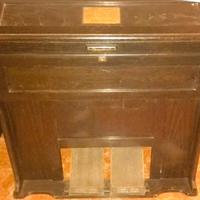 Organo a pedali Leandro Chenna Torino.