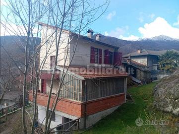 Casa a corio in vendite