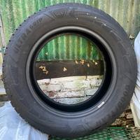 Treno di gomme Goodyear per SUV
