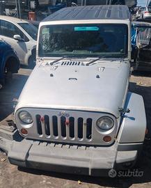 Jeep Wrangler 2.8 CRD anno 2012 per ricambi (2a)