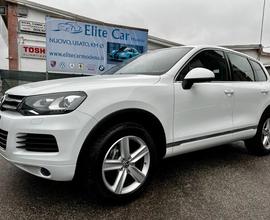 Volkswagen Touareg 3.0 V6 tdi Executive 204cv BMT 