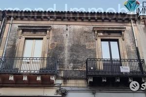 Soluzione singola con garage a fiumefreddo
