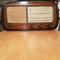 Radio anni 50 per collezionisti