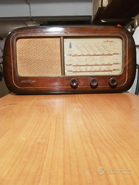 Radio anni 50 per collezionisti