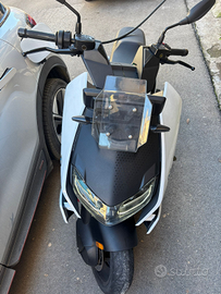 Moto BMW eletrica 100% eletrica