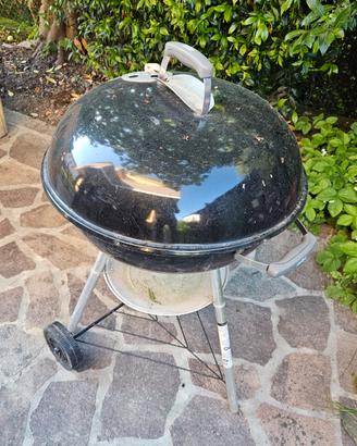 Barbecue Weber a Carbonella Compact tondo