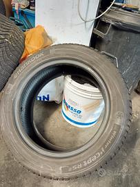 2 gomme invernali Hankook Fiesta