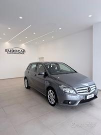 Mercedes B 180 benzina PROBLEMI AL MOTORE no compr