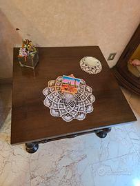 Tavolino da salotto basso in legno massello