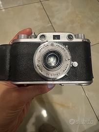 Macchina fotogtafica antica Condor 1