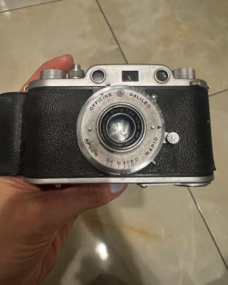 Macchina fotogtafica antica Condor 1