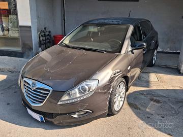 Lancia Delta 1.6 MJT cambio automatico 2009