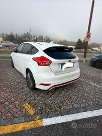 Ford focus st line