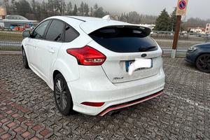Ford focus st line