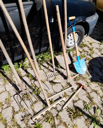 attrezzi orto e giardino
