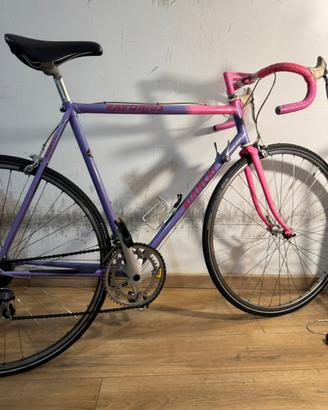 Bici corsa bianchi favonius