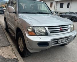 MITSUBISHI Pajero (2000-2007) - 2000