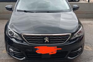 Peugeot 308 Allure 1.5 130 CV 2019.