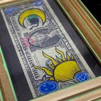 Dollaro in cornice