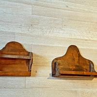 Mensole portaoggetti e porta barattoli in legno