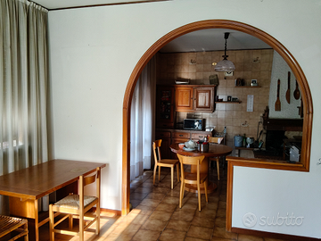 Disponibile ampia stanza singola in appartamento