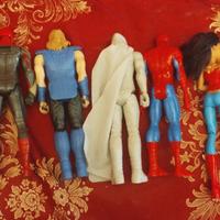 Lotto 5 Action figure Marvel