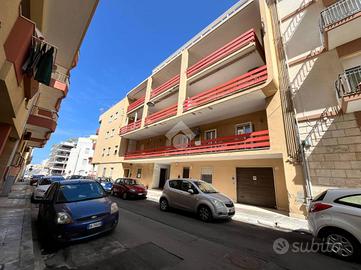 2 LOCALI A GALLIPOLI