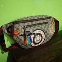 Marsupio Gucci GG Supreme Courrier marrone
