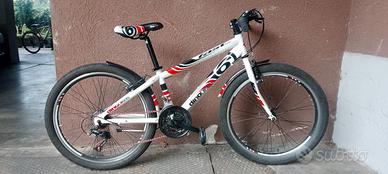 Mountain bike 24"