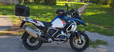 BMW R 1250 GS ADV - HP  -  AKRAPOVIC
