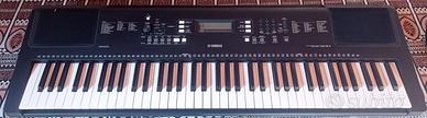 Yamaha PSR-EW300 76 tasti
