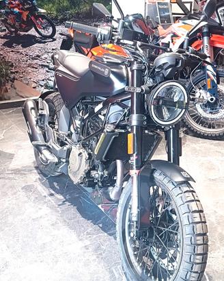 Husqvarna Svartpilen 125 - 2023