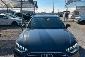 AUDI A4 Avant 40 TDI S tronic Business Advanced