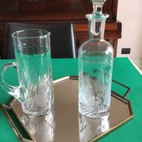 Caraffa e bottiglia di cristallo lavorato