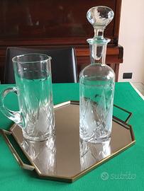 Caraffa e bottiglia di cristallo lavorato