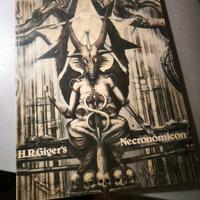 Necronomicon di H. R. Giger