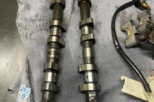 Triumph 955 speed triple