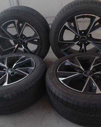 kit completo di 4 cerchi e 4 pneumatici Audi sport
