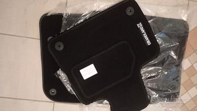 Tappetini auto opel granland x nuovi originali