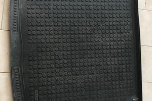 Vasca baule mercedes ML 320 anno 2010