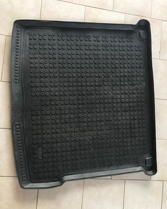 Vasca baule mercedes ML 320 anno 2010