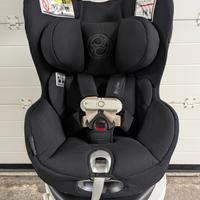 Seggiolino Cybex Sirona Z i size con base girevole