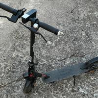 Monopattino Teklio 350W Ruote 8,5”