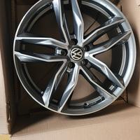 4 cerchi Nuovi 20 Volkswagen Tiguan Arteon Tuareg 